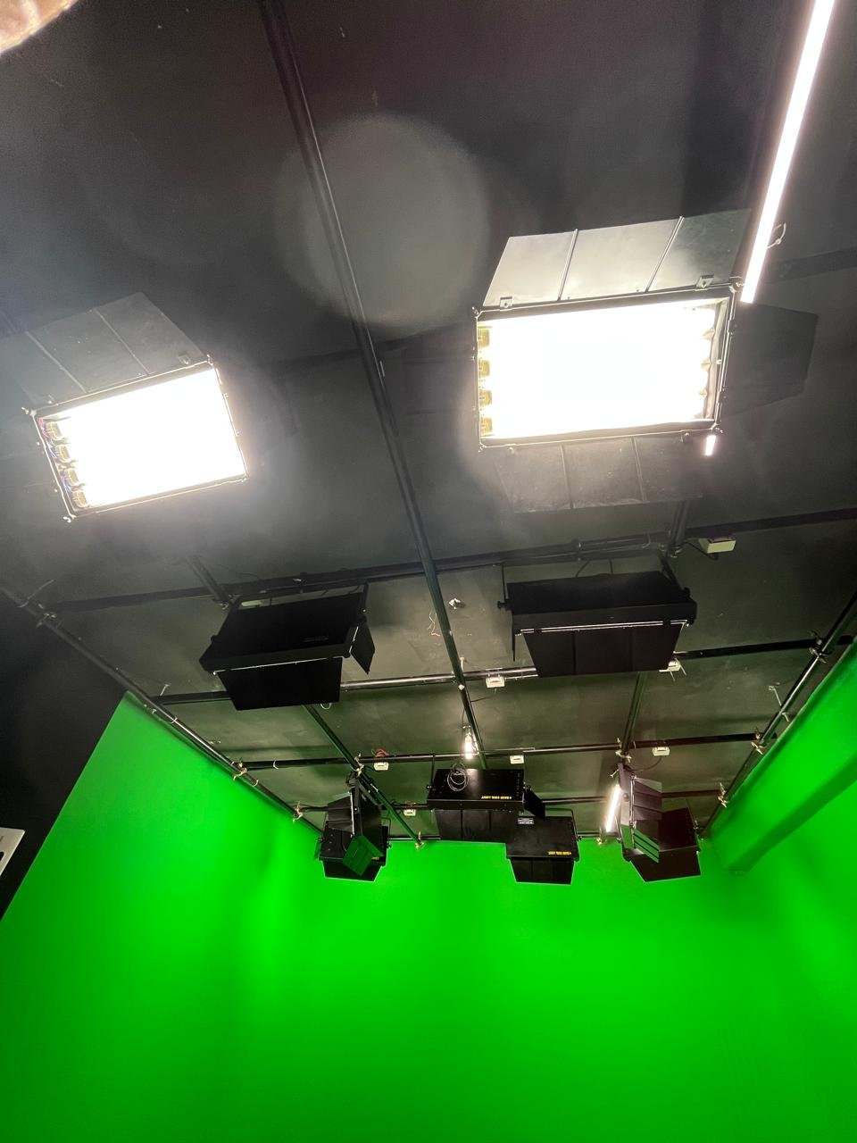 Lighting Grid and Teleprompter